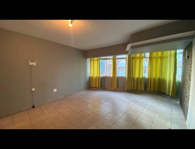 1 BEDROOM FLAT TO LET IN SOUTH BEACH